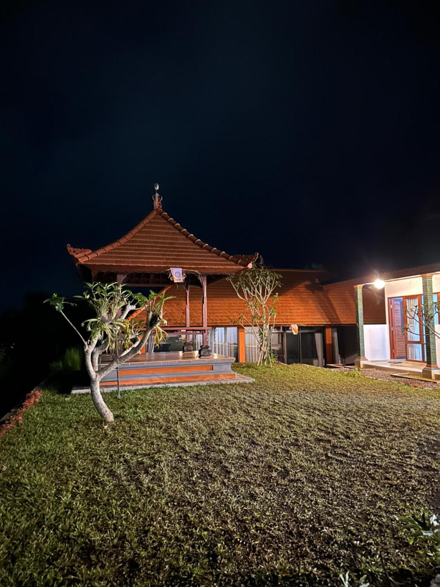 Appartement Bali Basuki Retreat Center à Besakih Extérieur photo