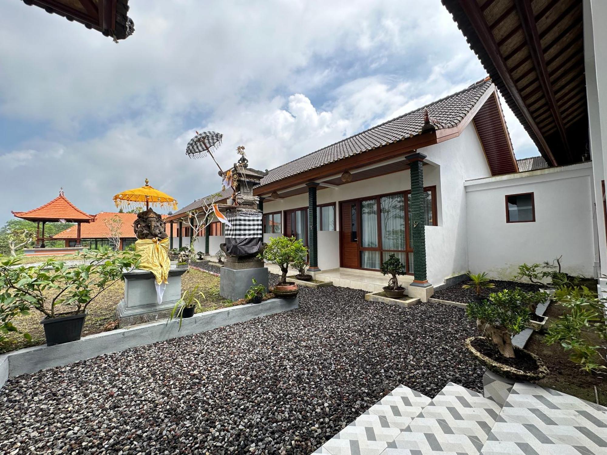 Appartement Bali Basuki Retreat Center à Besakih Extérieur photo