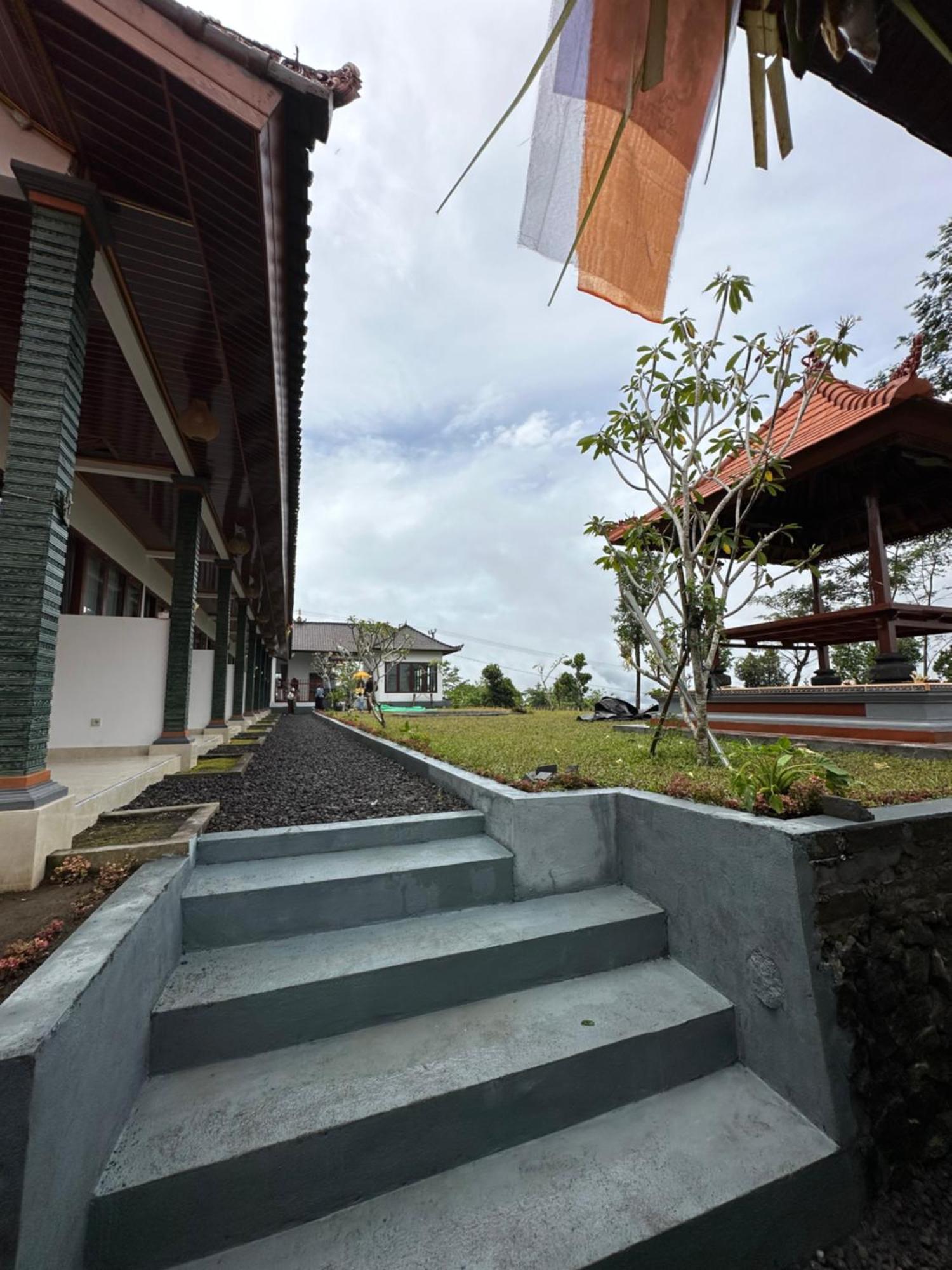 Appartement Bali Basuki Retreat Center à Besakih Extérieur photo